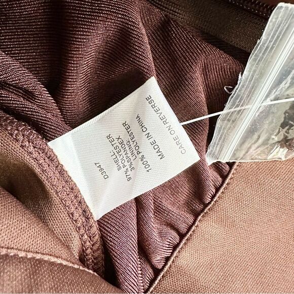 *NWT Alexia Admor Joey Long Sleeve Knit Surplice Jumpsuit in Burgundy Size XS - Picture 8 of 9